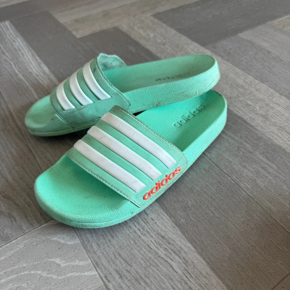Adidas Adilette Shower Slides Mint Green White Stripes Orange Logo US 3 Kids